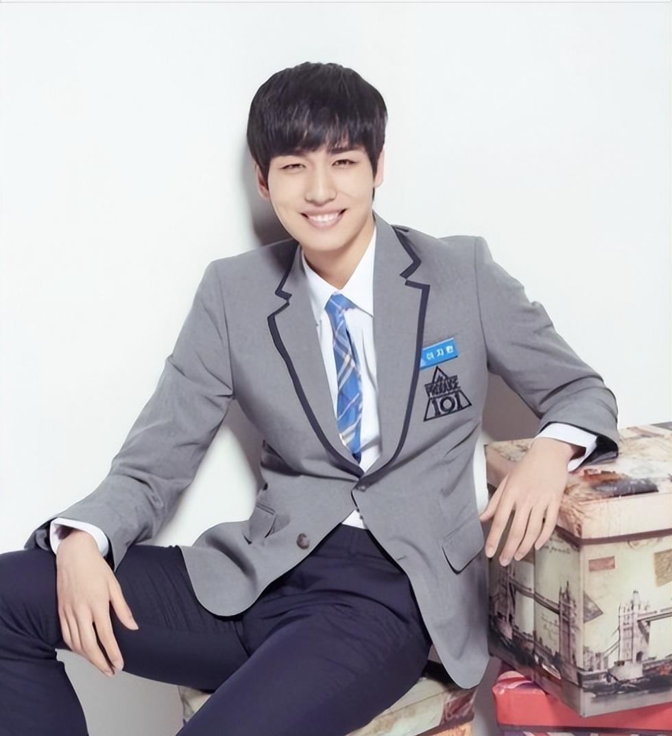 第二季的选手在社交平台为其好友,同为该节目的练习生李智汉发表讣告