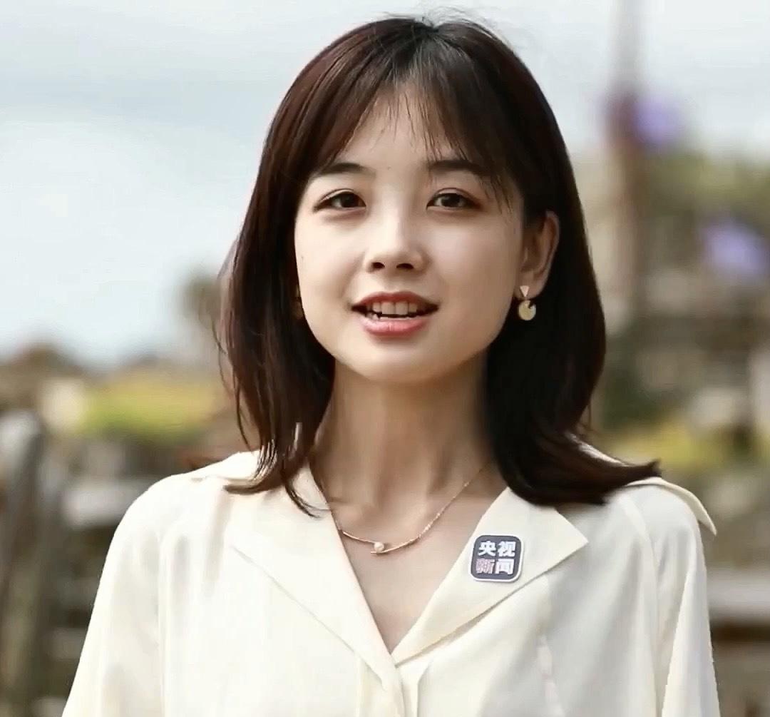 被恋情耽误的最美记者王冰冰或将永久退居幕后