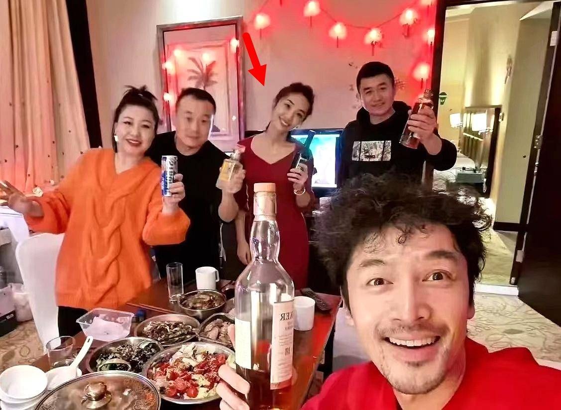 胡歌给粉丝的录音可证明,他早有结婚生娃计划,对黄曦宁是真爱