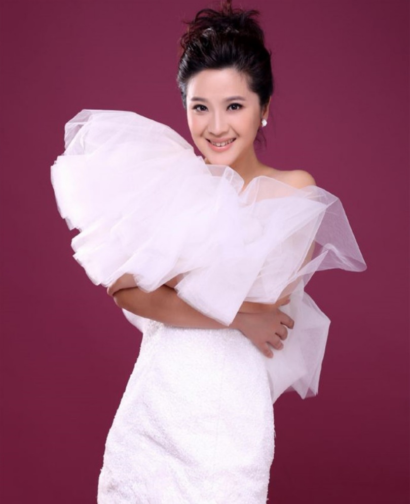 主持人吴洁:患癌后仍坚持工作,病逝一年多,丈夫的坚持令人泪目