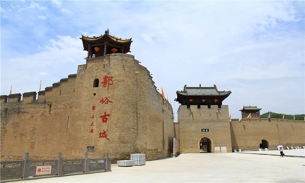 城墙,城门,角楼,古屋,老街,浓郁的古风古韵这就是郭峪古城.