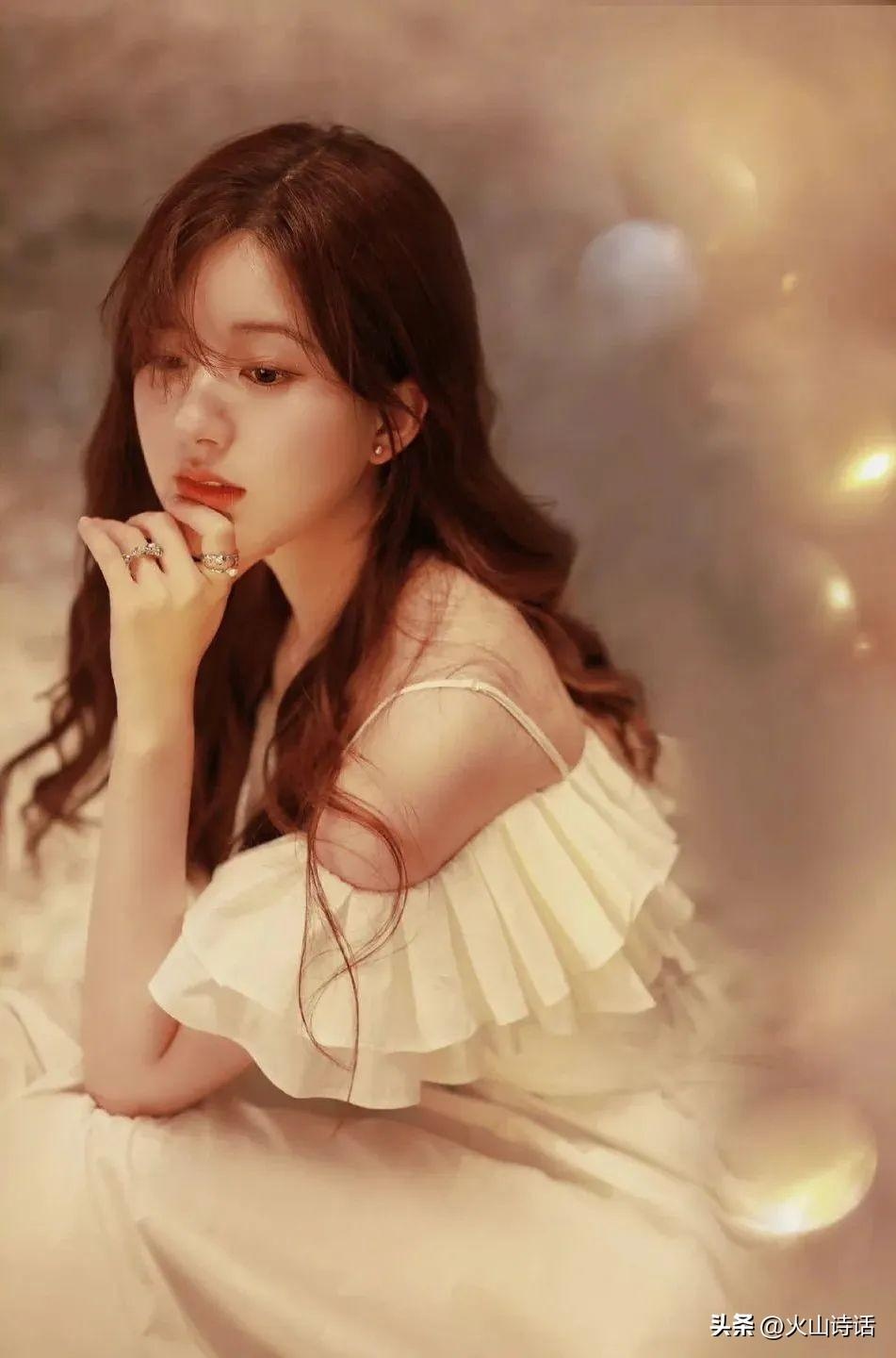 赵露思:是大众眼中的"小甜妹",顶级流量小花,汪涵的干女儿?