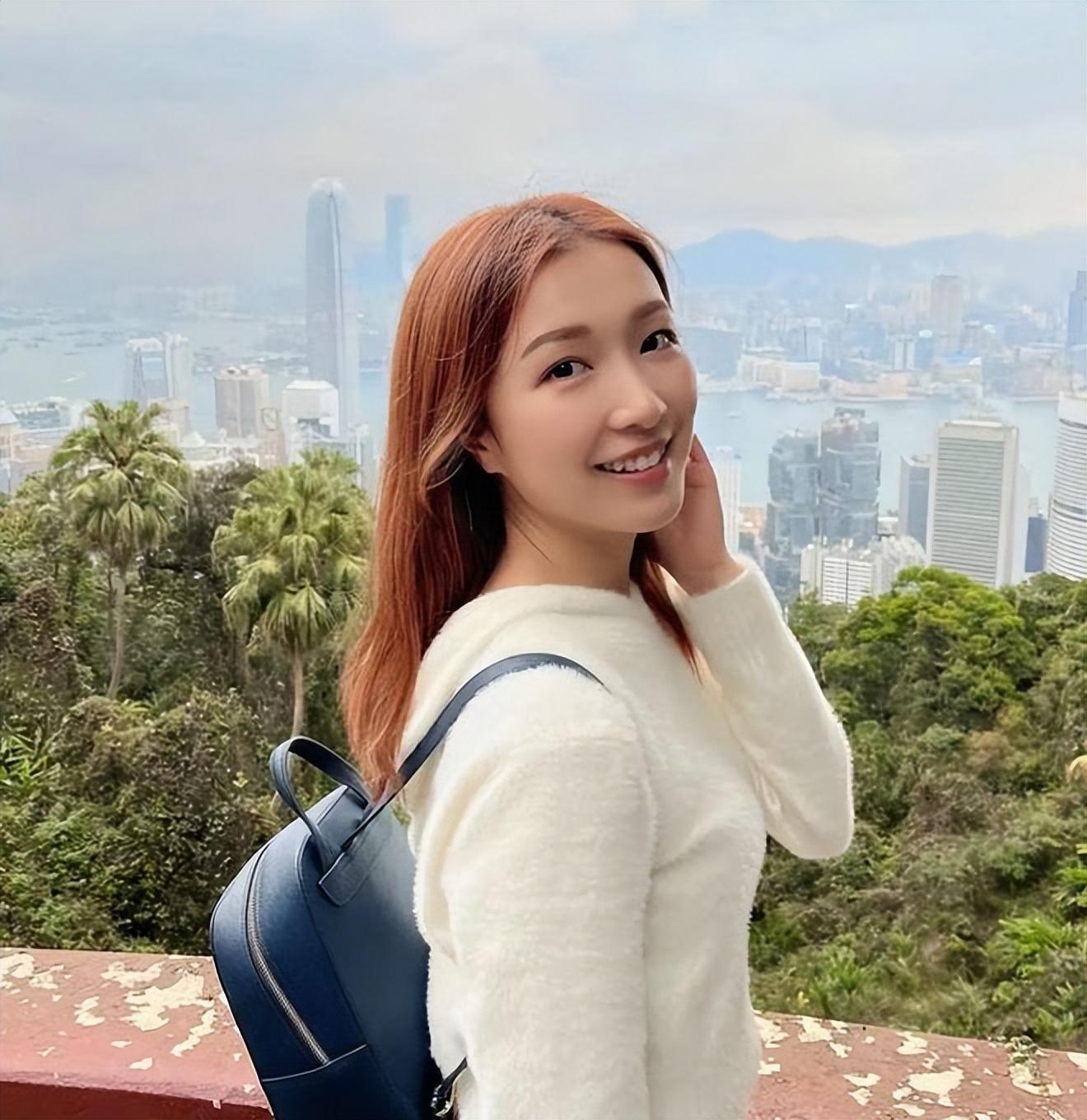 郭嘉文晒外出游玩照,颜值身材皆有提升,疑和李泽楷关系稳定!