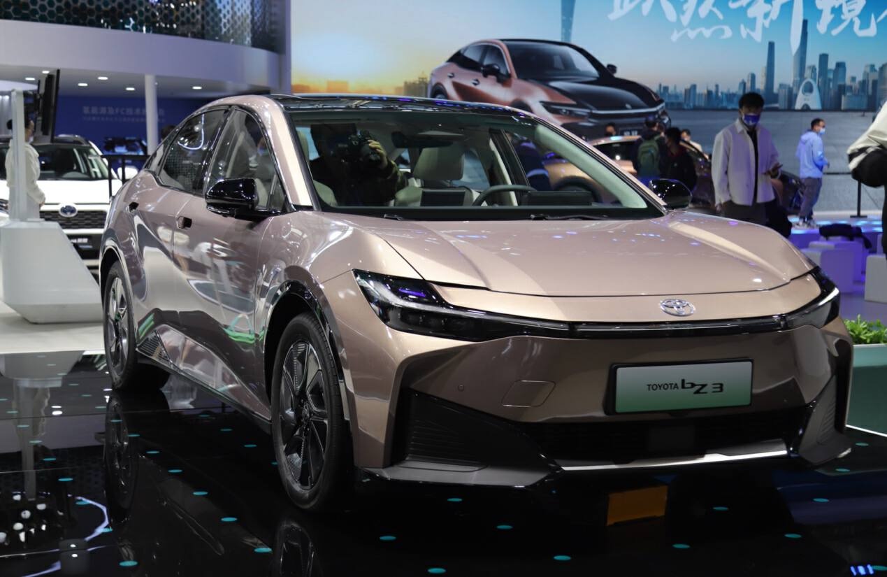 逸达将定位逸动plus和uni-v之间,进一步丰富长安紧凑型车产品阵容,以