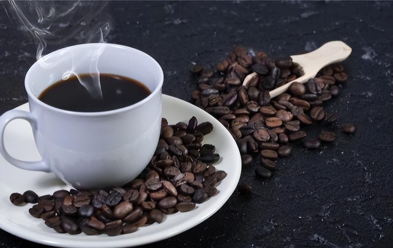 黑咖啡 一杯espresso咖啡因含量 一杯黑咖啡咖啡因含量 中国咖啡网